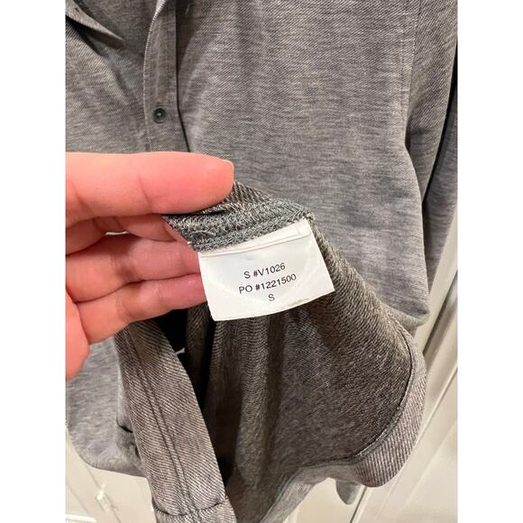 Vuori Long Sleeve Knit Twill Button Down Heather Grey S - Picture 4 of 7
